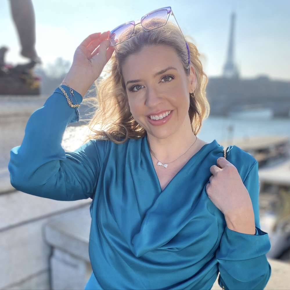 Meet Your Posher, Anna